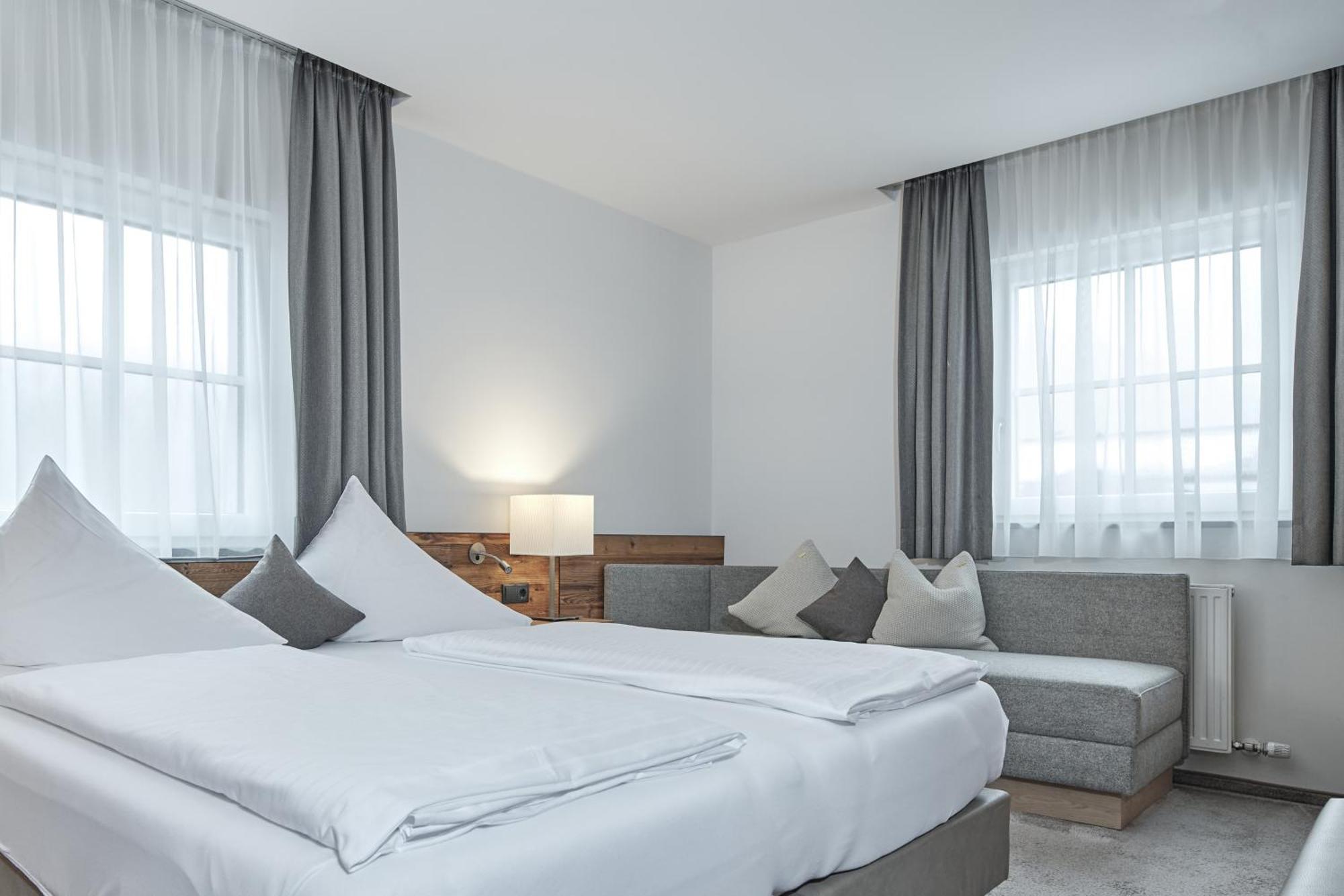 Rainerhof Aparthotel ฟลาคเฮา ภายนอก รูปภาพ